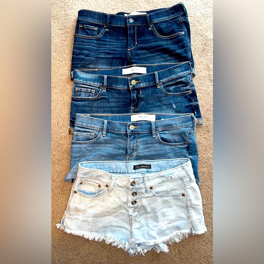 Abercrombie & Fitch Jean Shorts; Size 4 - Like New